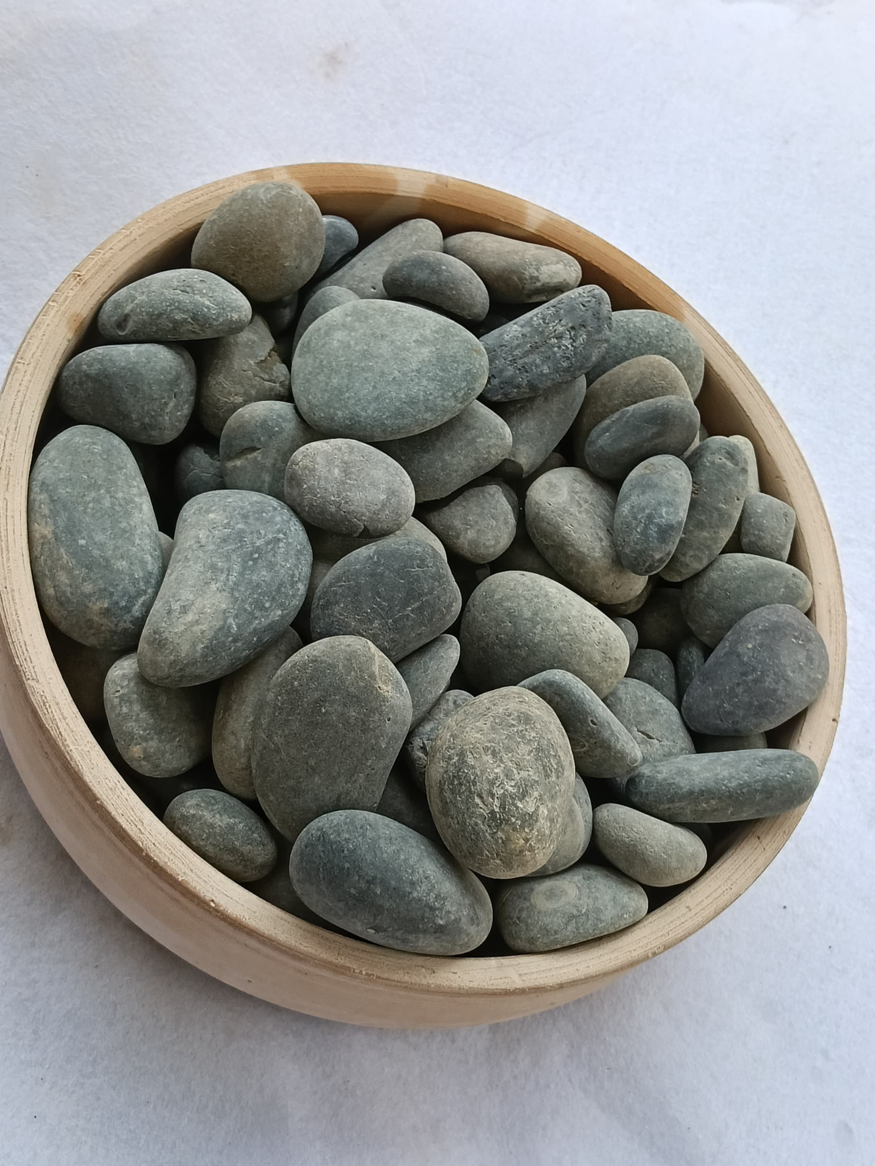 Gary Pebble Stones – 20kg Bag (3.5cm x 2.4cm)