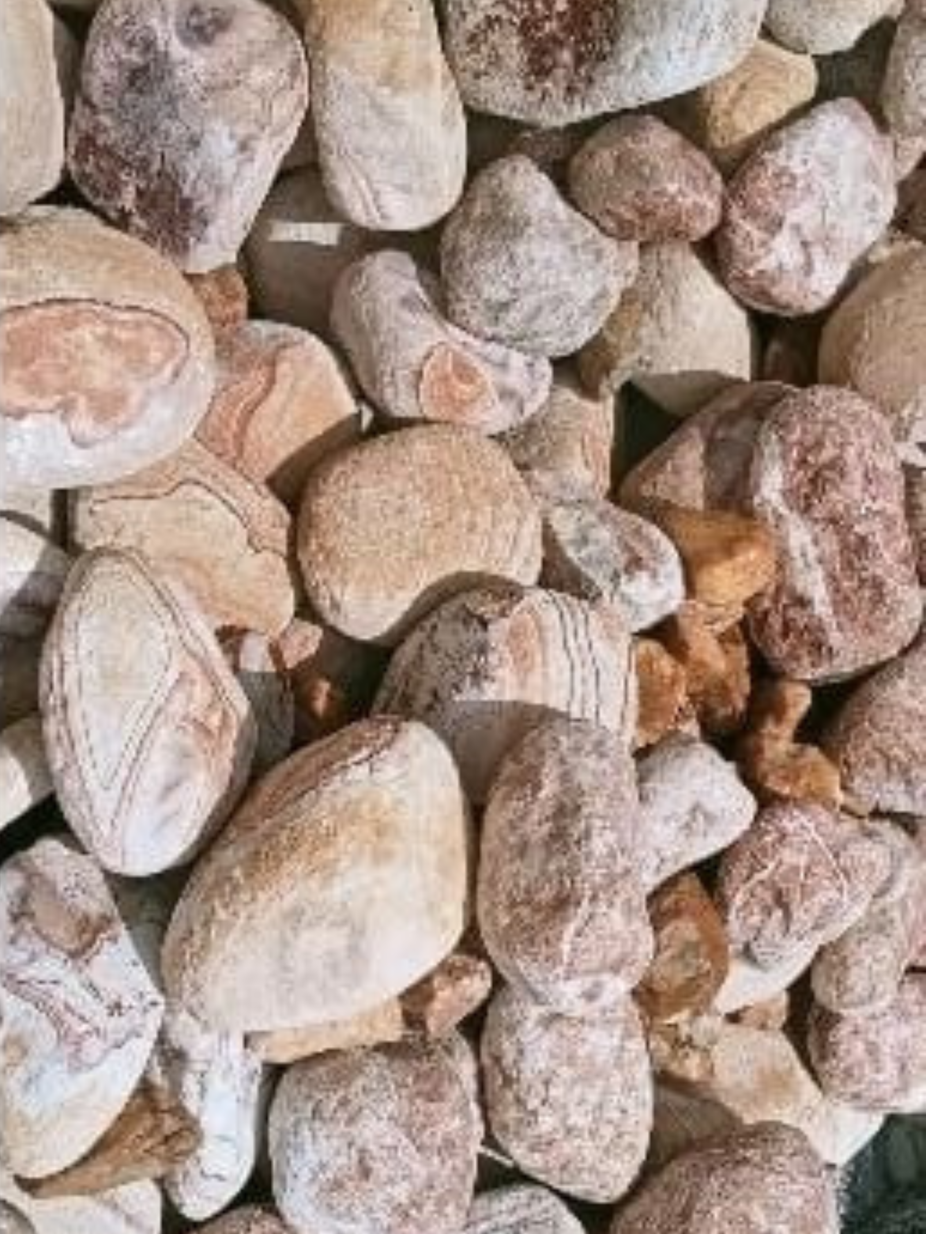 Tumble Boulder Stones – Premium Natural Stones (Per kg)